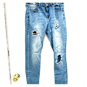 Distressed refuge brand jeans